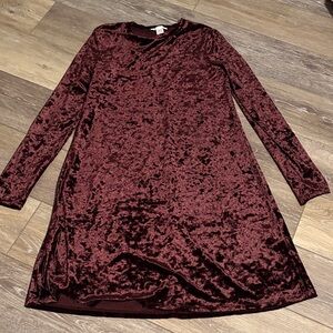 London Times Velvet Long Sleeve Dress in Deep Burgundy EUC